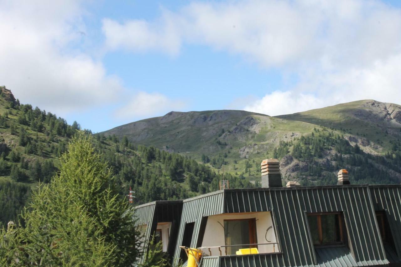 Relax Holiday Colle Colle Sestriere Buitenkant foto