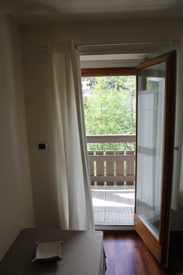 Relax Holiday Colle Colle Sestriere Buitenkant foto