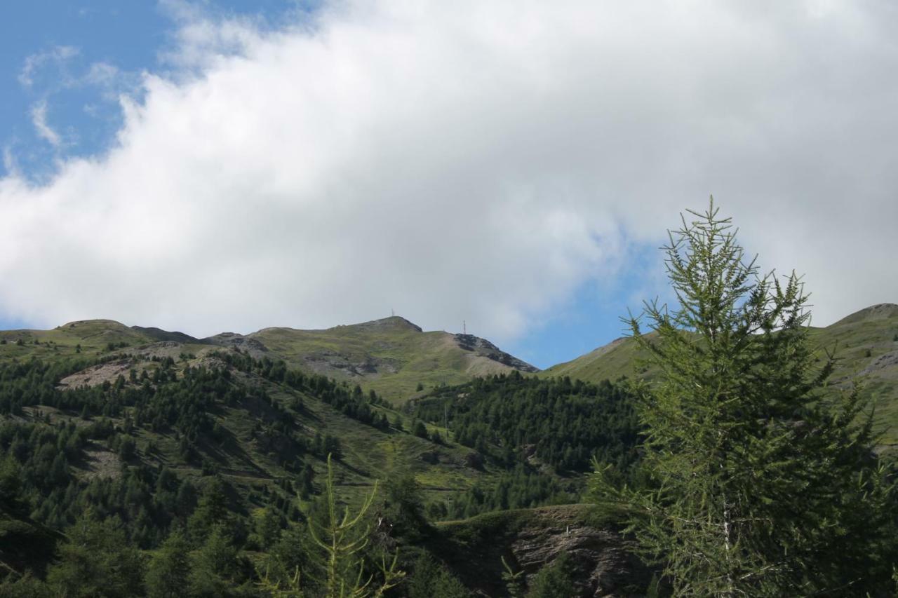 Relax Holiday Colle Colle Sestriere Buitenkant foto